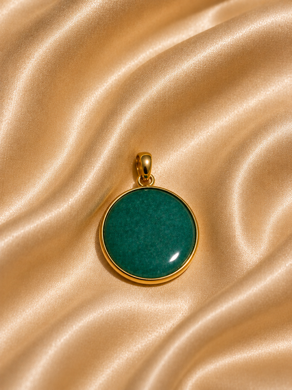 Verdant Glow Pendant