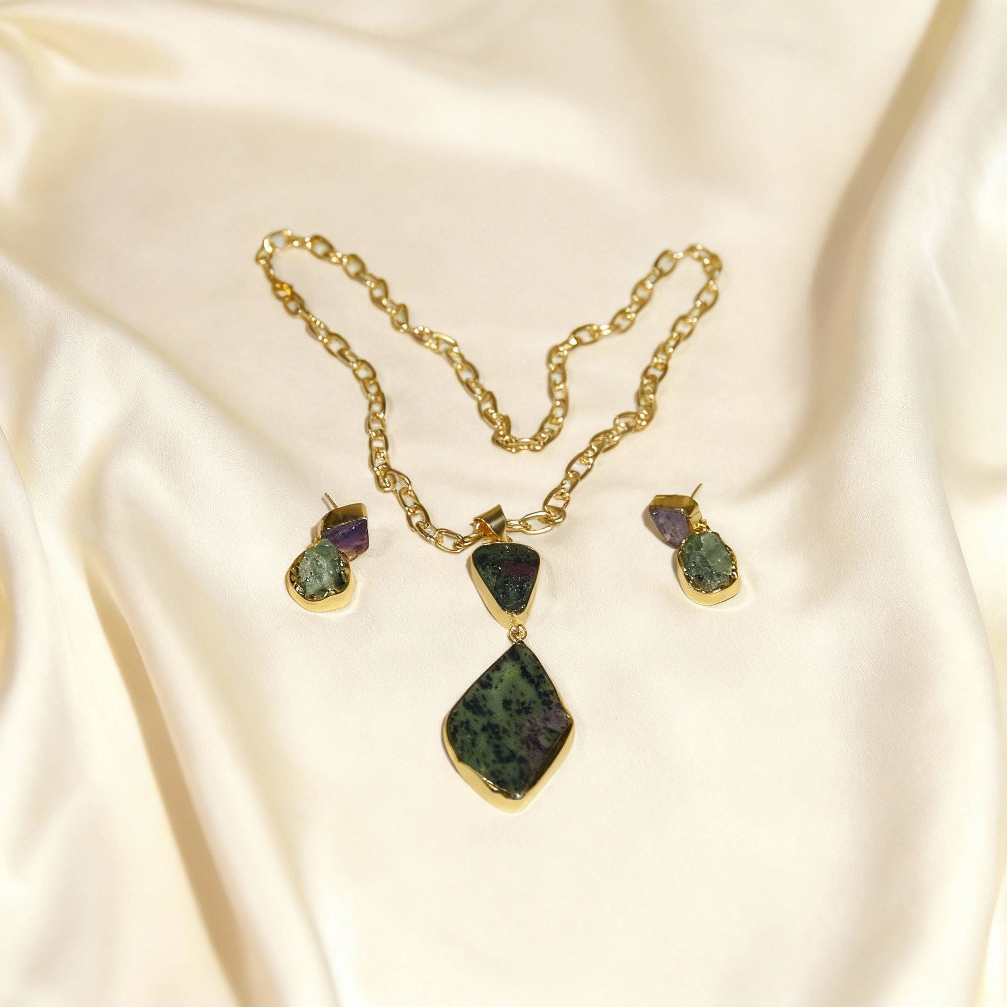 Moss Garden Statement Pendant Set