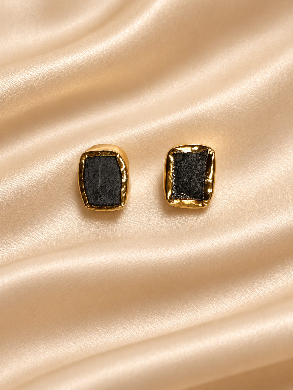 Aurelia Studs