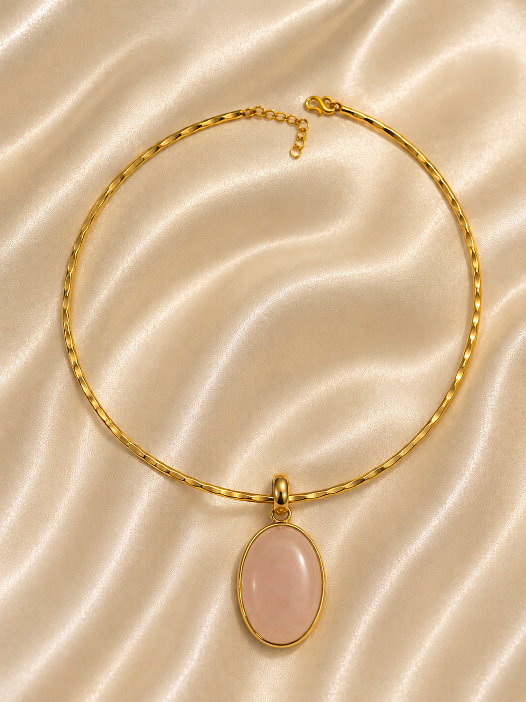 Rosé Aura Pendant