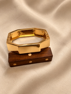 Sculpté Geometric Cuff