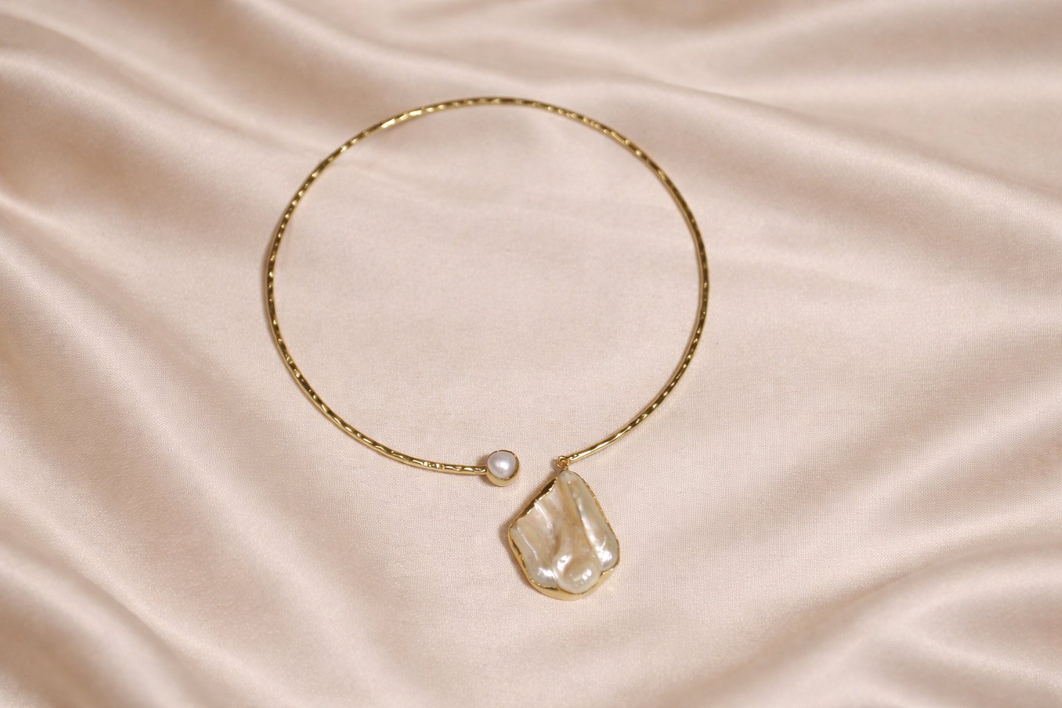 Pearl Reverie Choker