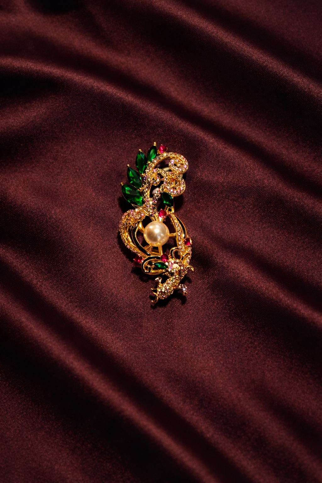 Verdant Glow Brooch