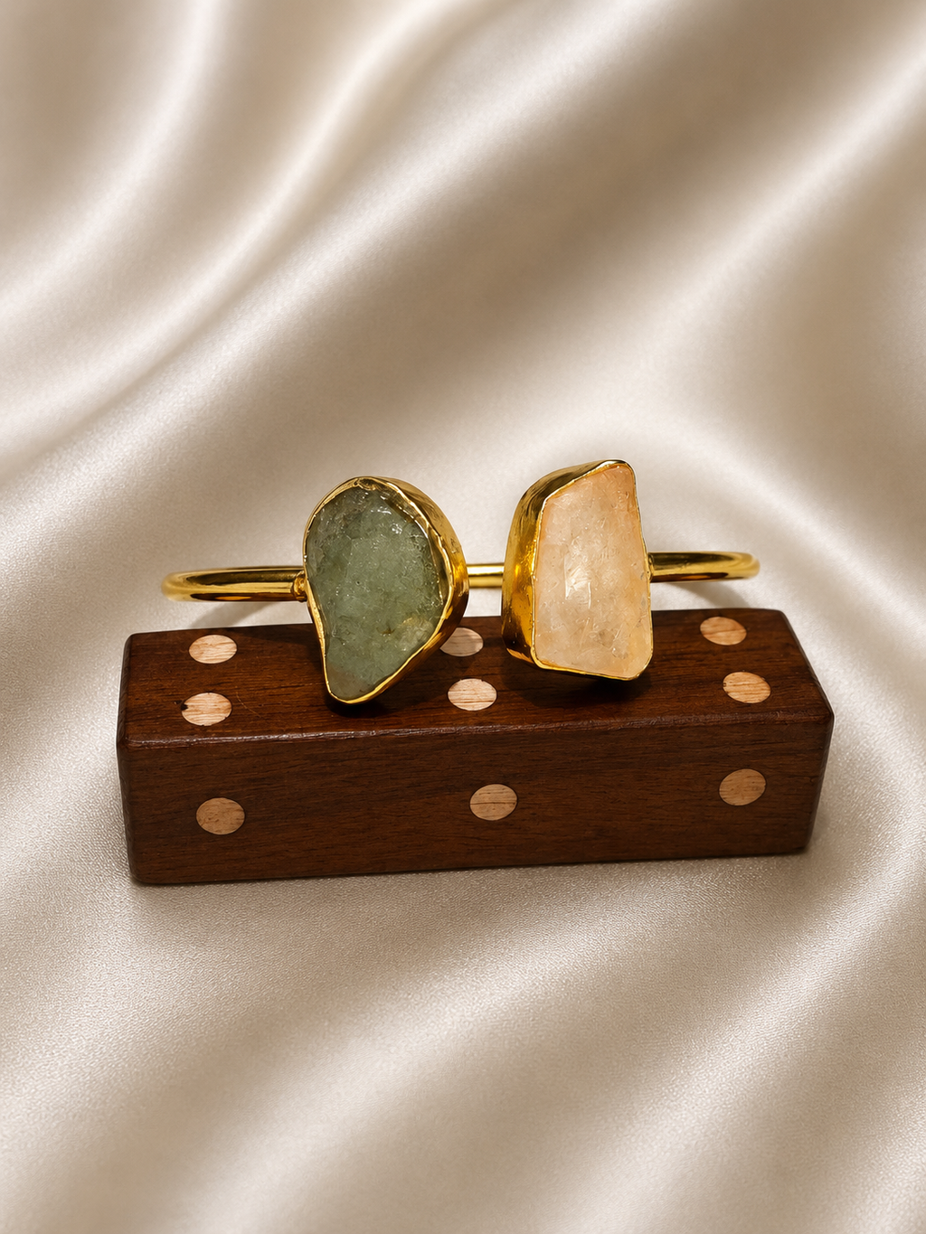 Olive Aura Bracelet