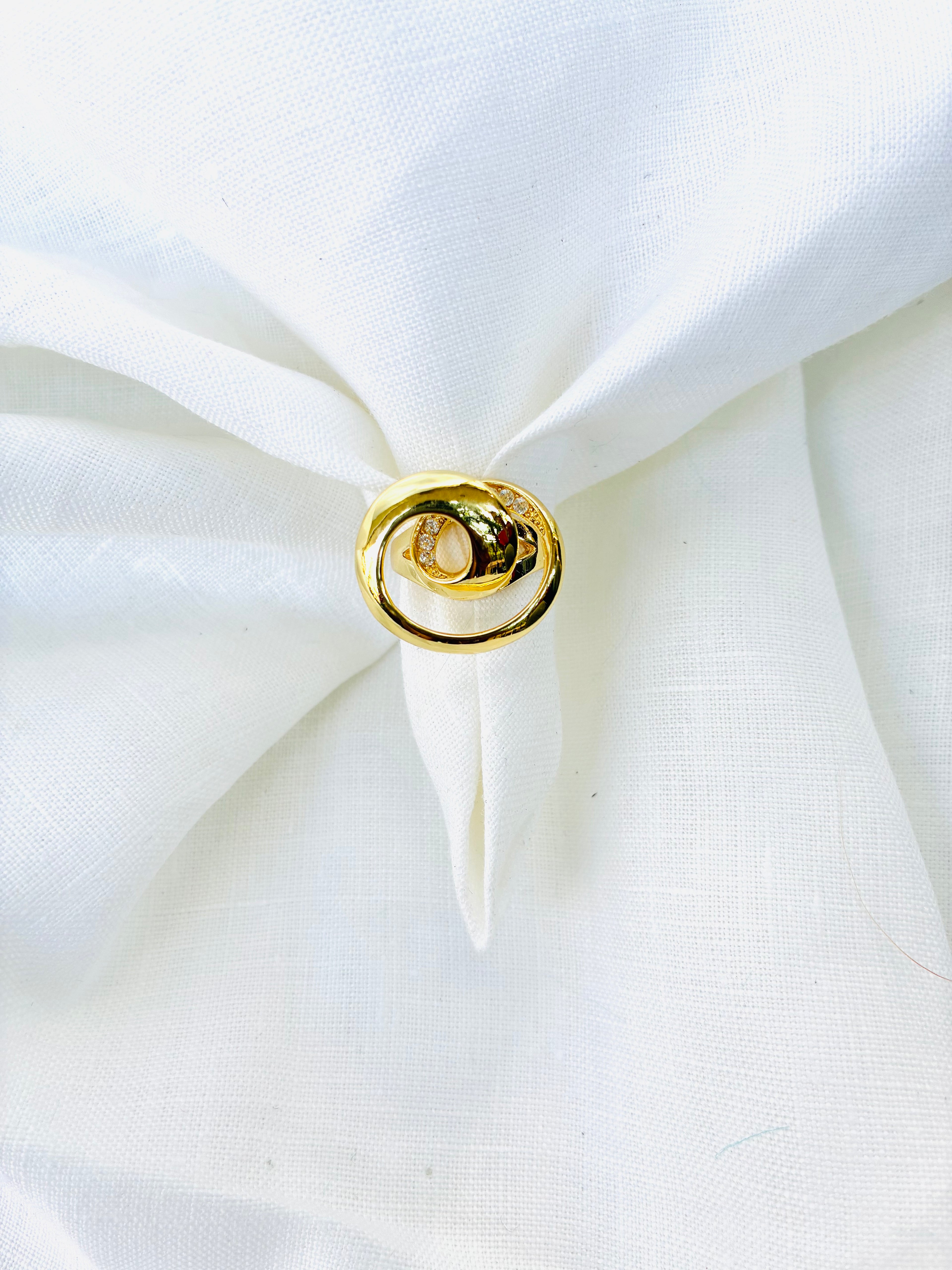 Celestial Spiral Éclat Ring