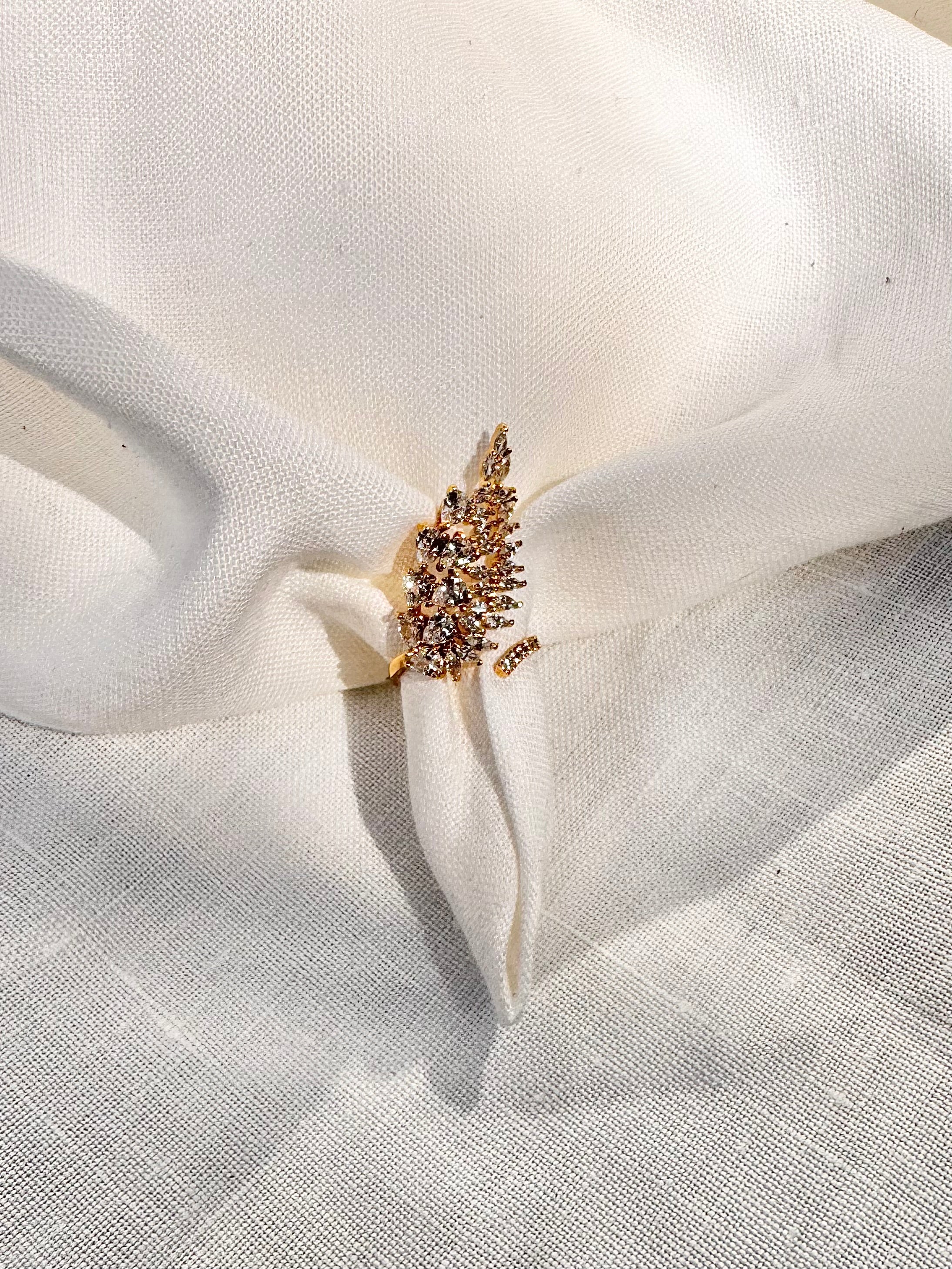 Celestial Feather Éclat Ring