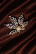 Dewlit Blossom Brooch